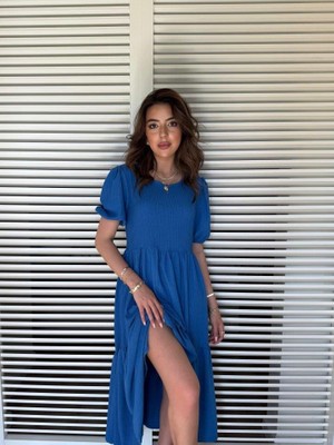 Kadın Kısa Kollu Yakası Açık Katlı Bürümcük Balon Elbise