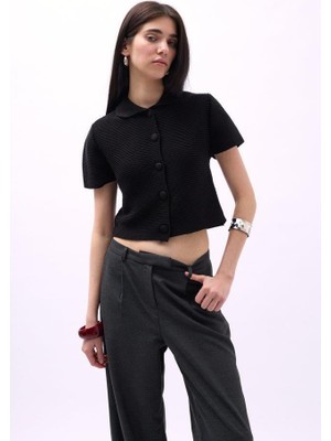 Bebe Yaka Düğmeli Bluz