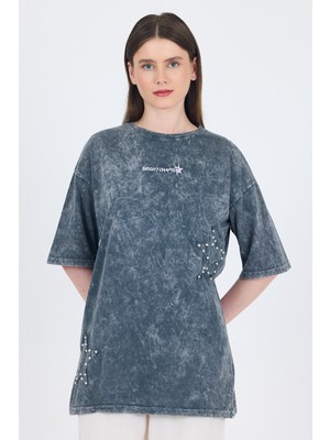 Füme Inci Yıldız Nakışlı Oversize Tişört 253018