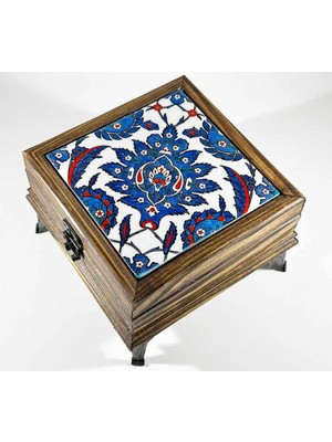 Lotus Çiçeği Motifli Ahşap Takı Kutusu