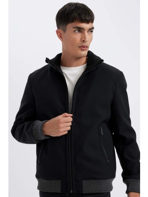 DeFacto Su İtici Slim Fit Dar Kesim Suni Kürklü Yaka Astarlı Fermuarlı Ribanalı Cepli Suni Deri Mont C5633AX25WN