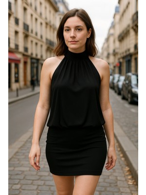 Ahes Shopping Kadın Yüksek Yaka Büzgü Detaylı Şifon Garnili Sandy Kumaş Fırsat Ürün Diz Üstü Elbise