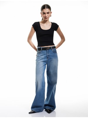 Koton Pamuklu Slim Fit Kısa Kollu Bisiklet Yaka Tişört