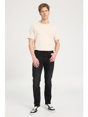 Wrangler Arizona Straight Fit Normal Bel Esnek Denim Jean Pantolon Erkek Dar Paça Siyah