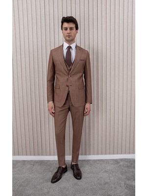 Erkek Likralı Slim Fit Sivri Yaka Yelekli Takım Elbise