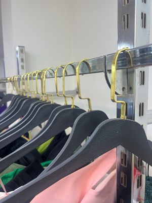 Gold Kancalı Askı Siyah Ahşap Desenli Lüks Askı 5 Adet