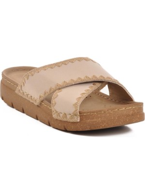 Bento 117014 Kadın Çapraz Işlemeli Kalın Taban Comfort Terlik