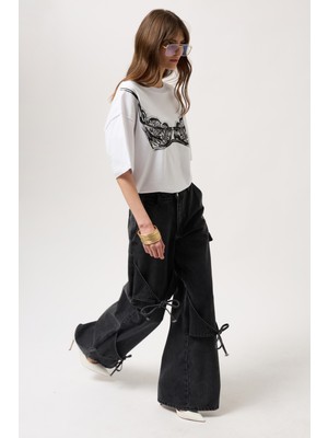 Kurdele Detay Kargo Cep Geniş Paça Siyah Jean