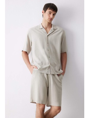 DeFacto Relax Fit Polo Yaka Pamuklu Yazlık Kısa Kollu Gömlek D8875AX25SM