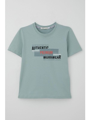 Breeze Erkek Çocuk Tişört Yansıma Efekti Yazı Baskılı 8-14 Yaş, Su Yeşili