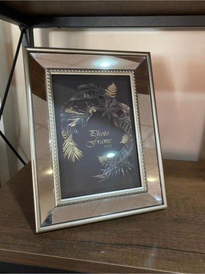 Bellarte Elite Gümüş Aynalı Fotoğraf Çerçevesi 15X21CM Ahşap Malzeme ile Antik Eserler Temalı