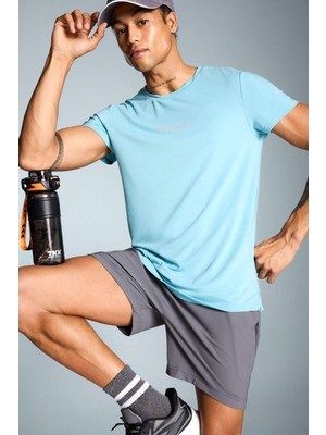 DeFacto Esnek Kumaş Slim Fit Dar Kesim Bisiklet Yaka Sporcu Kısa Kollu Tişört E2436AX25SM