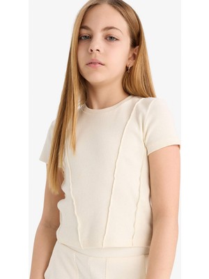 DeFacto Kız Çocuk Slim Fit Dar Kesim Bisiklet Yaka Basic Düz Ribana Kısa Kollu Tişört C0104A825SM