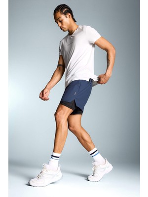 DeFacto Esnek Kumaş Slim Fit Dar Kesim Bisiklet Yaka Sporcu Kısa Kollu Tişört E2436AX25SM