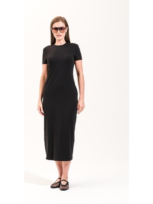 725400_KADIN Bisiklet Yakalı, Kısa Kollu, Midi Boy, Düz, Likralı örme elbise