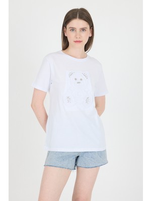 Beyaz Ayıcık Kabartmalı Tişört 25221