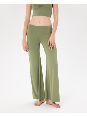 Ayma Active Kadın Açık Yeşil Flow Şortlu Pantolon - Çift Kat Korsajlı, İç Şort Katmanlı, Bol Paça, Normal Bel, Yoga, Yoga, Pilates ve Günlük Aktiviteler İçin Rahat ve Şık Pantolon