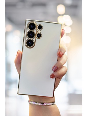 Fibaks Samsung Galaxy S23 Ultra Kılıf Parlak Kenarlı Altın Işlemeli Kamera Korumalı Bark Kapak
