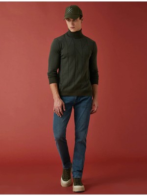 Koton Straight Fit Premium Mark Koyu Indigo Erkek Jean Pantolon 6WAM40068ND