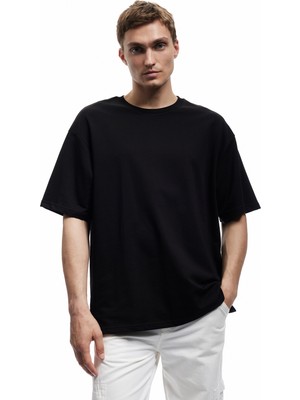 Koton Kısa Kollu Etiket Detaylı Bisiklet Yaka Pamuklu Oversize Tişört