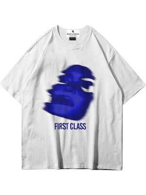 Unisex Oversize First Class T-Shirt