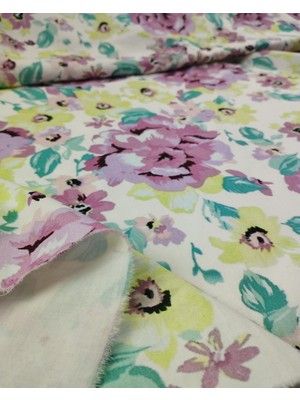 Beyaz Üzeri Çiçekli Pamuk Saten (En  140 cm x Boy  175 Cm)