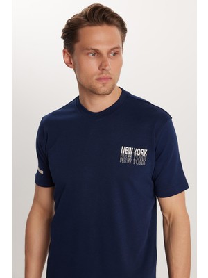 Erkek Slim Fit Dar Kesim Pamuklu Düz Basic Baskılı Bisiklet Yaka Lacivert Tişört