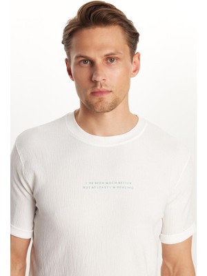 Erkek Slim Fit Dar Kesim Pamuklu Ribanalı Baskılı Beyaz Bisiklet Yaka Tişört