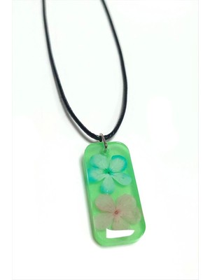 Kartopu Çiçeği Dikdörtgen Epoksi Kolye