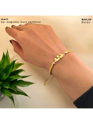 Archin Mart Ayı Doğumlarına Altın Rengi Derili Taç Motifli 14 Ayar Altın Plakalı Hediye Bileklik-463AY
