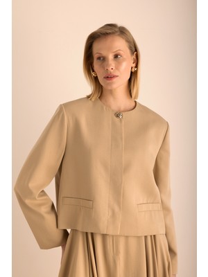 Yakasız Kısa Tencel Ceket