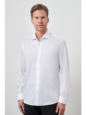  Erkek Beyaz Pamuk Trend Slim Fit Dar Kesim Non Iron Gömlek