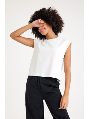 Scorp Savage Kadın Beyaz Spor Tişört %100 Cotton Nefes Alabilir Kumaş ile Şık Tasarım