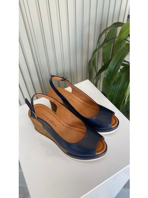 Rowena Kadın Hakiki Deri Dolgu Topuk Ayakkabı