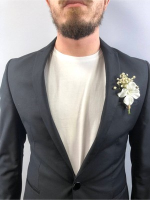 Beyaz Yapay Çiçek, Krem Renkli Damat Yaka Dekoru, Şık ve Kolay Kullanım