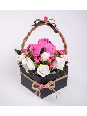 Beyaz Pembe Lale Buketi ve Kokulu Taş Aranjmanı, Şıklık ve Zarafetin Buluşması