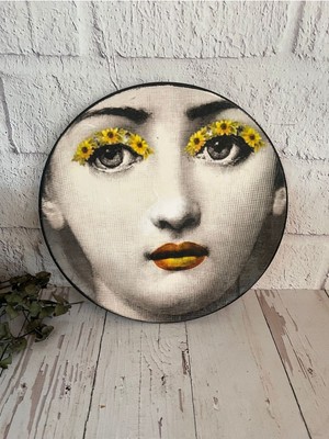 Desenli Siyah Duvar Tabağı, Şık ve Modern Dekoratif Parça