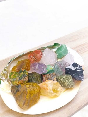 15'li Renkli Doğal Taş Seti Istiridye Kabuk Dahil