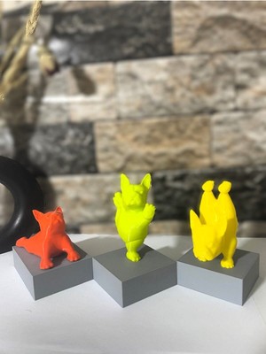 Renkli Yoga Yapan French Bulldog 3'lü Biblo Seti 10 Cm, Dekoratif ve Eğlenceli Tasarım