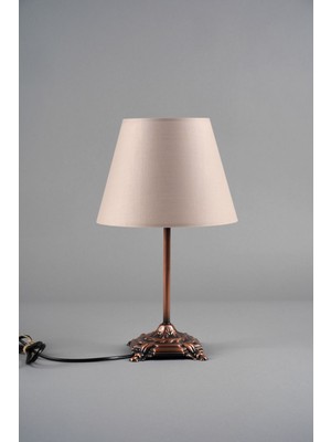 Kum Beji ve Bakır Renkli Antik Abajur, 25X25X38 Cm, Şık ve Zarif Dekoratif Aksesuar