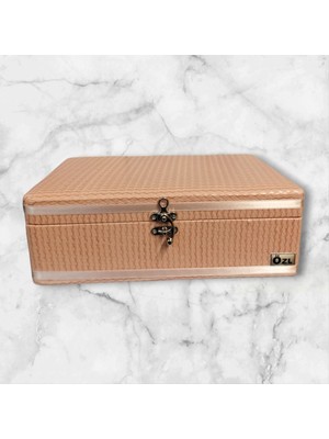 Pembe Deri Aynalı Makyaj ve Tıraş Çantası, Şık ve Kullanışlı Tasarım