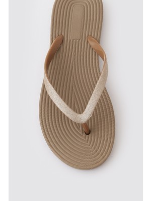 Bety Vizon Parmak Arası Bayan Plaj Terliği