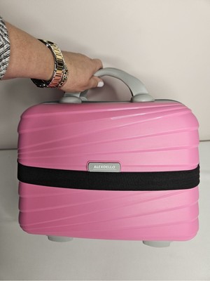 Şık Pembe Makyaj ve Seyahat Çantası, Hafif ve Kullanışlı Tasarım