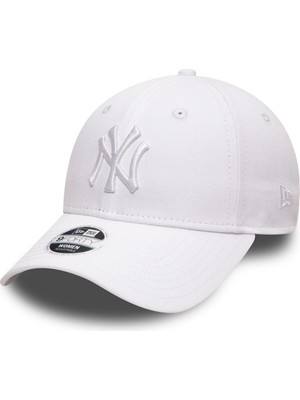 New Era 940 Essential Neyyan Beyaz Şapka