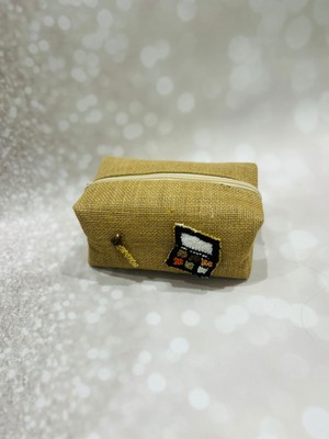 Şık Bej Makyaj Çantası, Pratik ve Hafif Seyahat Arkadaşı