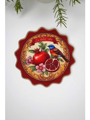 La Dolce Vita Nar ve Kuş Desenli Yuvarlak Nakış Kenar Lüks Kokteyl Peçetesi – Barok Bordo 1 Adet