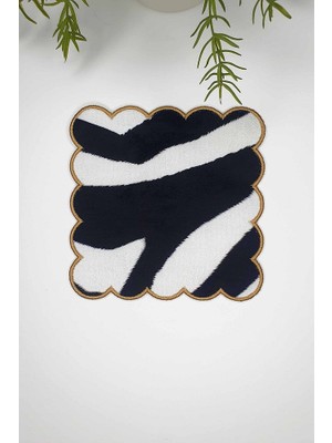 Zebra Desenli Siyah Beyaz Modern Nakış Kenar Kokteyl Peçetesi 1 Adet
