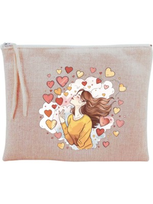 Kalplerle Süslü Kadın Makyaj Çantası, Bej Renkli, Şık ve Kullanışlı Tasarım