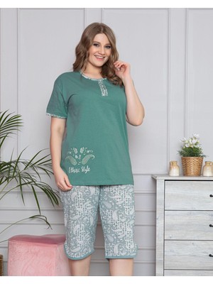 AKASYA Kadın Kısa Kollu Yaka Düğmeli ve Cepli Battal Beden Kapri Pijama Takım 1752