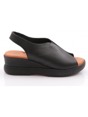 Dgn 2521405 Kadin Kalin Taban Sandalet